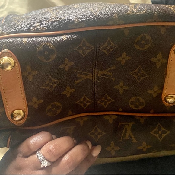Authentic Louis Vuitton shoulder bag - Picture 7 of 8